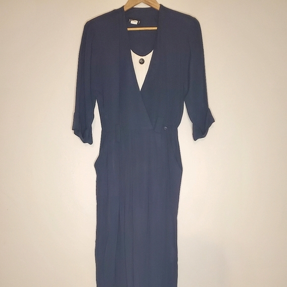 One-Piece Boxy Navy 80s Business Pantsuit with Removable Dickie - Picture 12 of 15